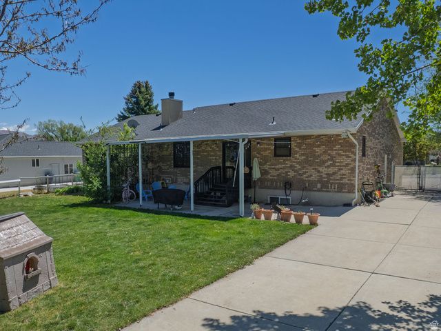2840 W COUNTRY CLASSIC DR, Bluffdale, UT 84065