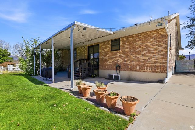 2840 W COUNTRY CLASSIC DR, Bluffdale, UT 84065