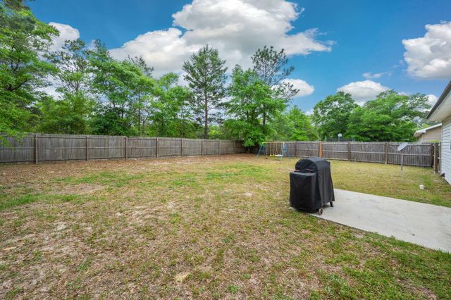 226 E Cypress Avenue, Defuniak Springs, FL 32433