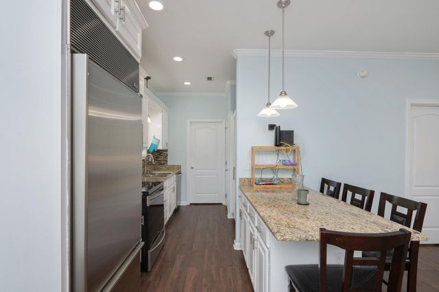 226 E Cypress Avenue, Defuniak Springs, FL 32433