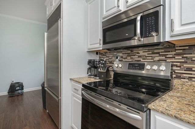 226 E Cypress Avenue, Defuniak Springs, FL 32433