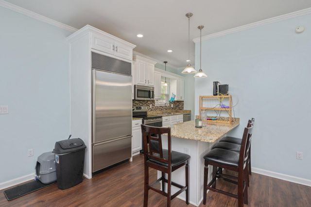 226 E Cypress Avenue, Defuniak Springs, FL 32433