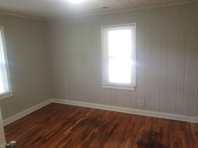 2125 SE Burroughs Avenue, Atlanta, GA 30315