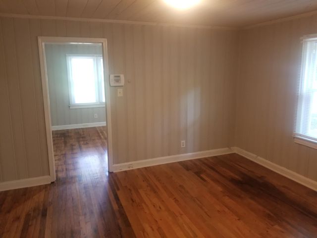 2125 SE Burroughs Avenue, Atlanta, GA 30315