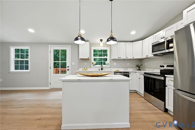 24611 Williamson Rd, Dinwiddie, VA 23841