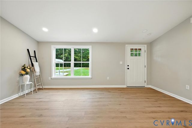 24611 Williamson Rd, Dinwiddie, VA 23841