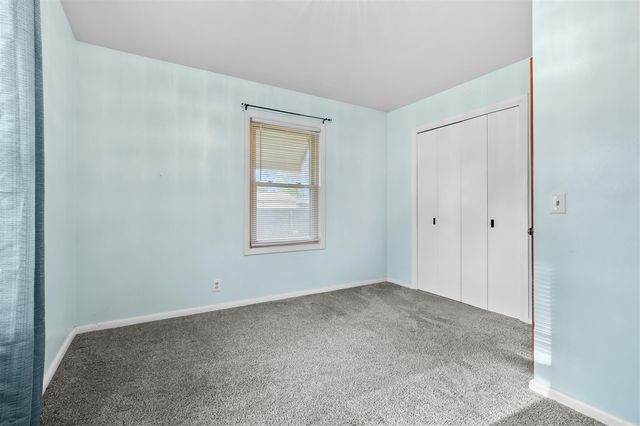 1816 Bloomfield Avenue, Kalamazoo, MI 49001