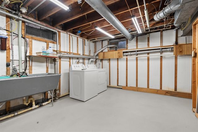 1816 Bloomfield Avenue, Kalamazoo, MI 49001