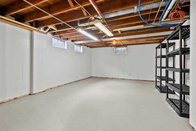 1816 Bloomfield Avenue, Kalamazoo, MI 49001