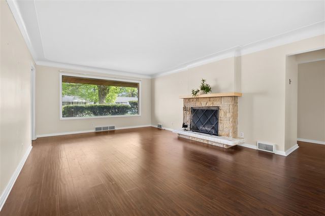 1816 Bloomfield Avenue, Kalamazoo, MI 49001