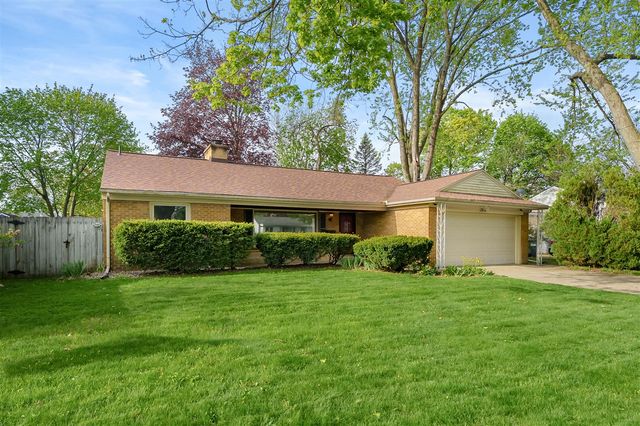 1816 Bloomfield Avenue, Kalamazoo, MI 49001