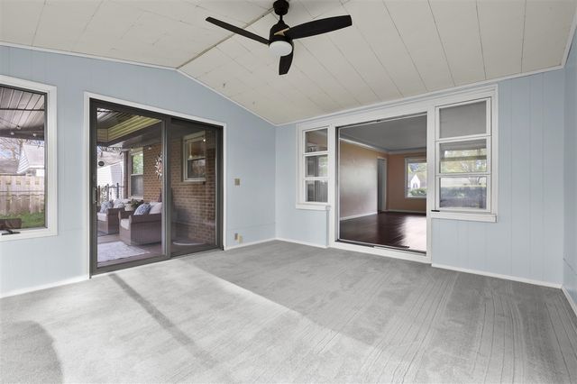 1816 Bloomfield Avenue, Kalamazoo, MI 49001