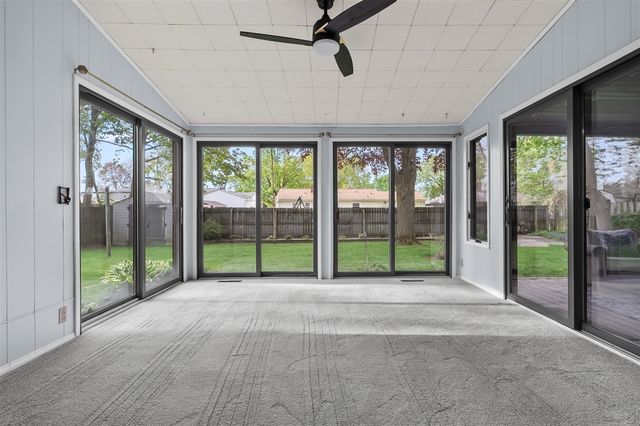 1816 Bloomfield Avenue, Kalamazoo, MI 49001