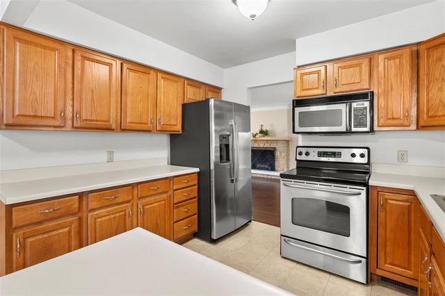 1816 Bloomfield Avenue, Kalamazoo, MI 49001