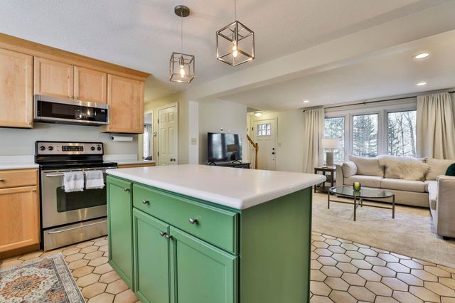 172 Hayden Road, Hollis, NH 03049