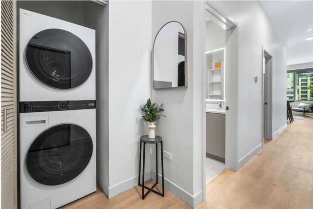 111 W Illinois Street 1013, Chicago, IL 60654