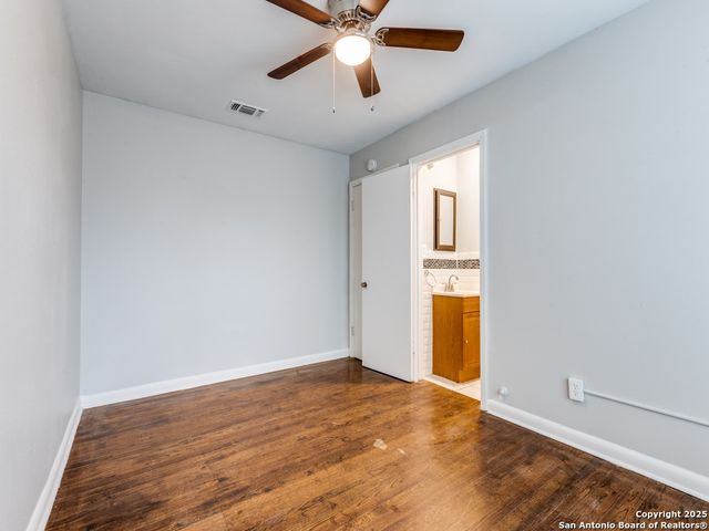 130 Lemur, San Antonio, TX 78213