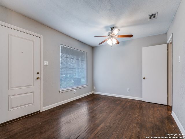 130 Lemur, San Antonio, TX 78213