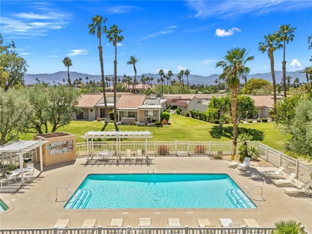 40963 Interlachen Lane, Palm Desert, CA 92211