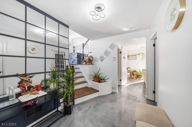 5 Appleman Rd, Franklin Twp., NJ 08873