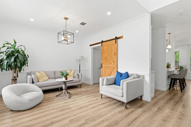 2522 Falcon DR, Round Rock, TX 78681