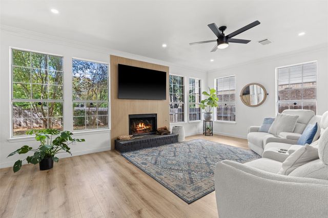 2522 Falcon DR, Round Rock, TX 78681