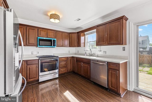 115 MARINE OAKS, Baltimore, MD 21221