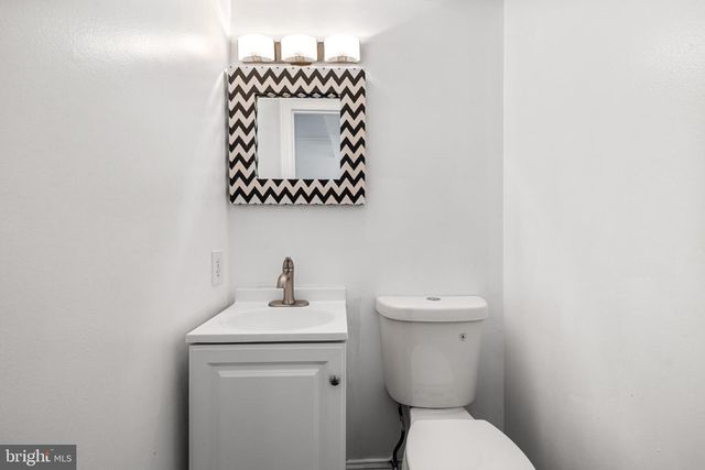 115 MARINE OAKS, Baltimore, MD 21221