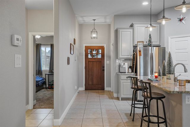 4006 Kensington Drive, Sanger, TX 76266