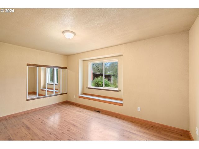 103 LADY BLUE Ln, Kalama, WA 98625