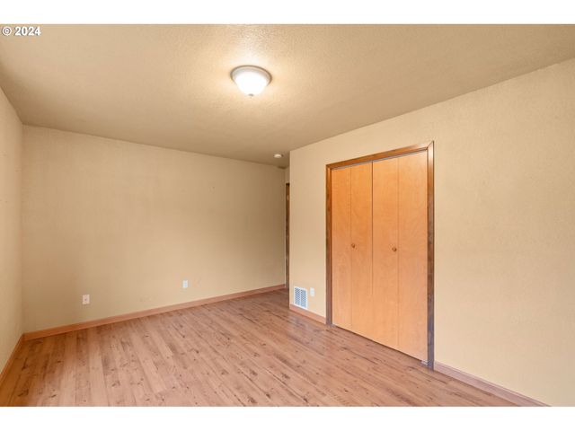 103 LADY BLUE Ln, Kalama, WA 98625