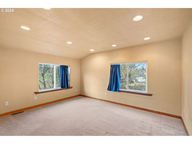 103 LADY BLUE Ln, Kalama, WA 98625