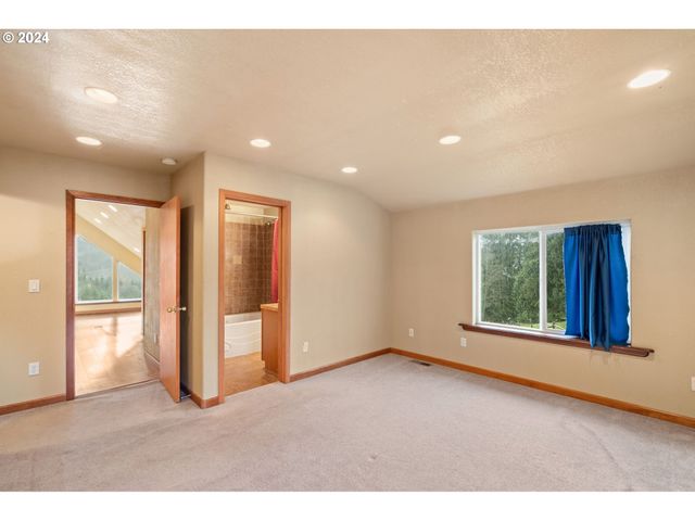103 LADY BLUE Ln, Kalama, WA 98625