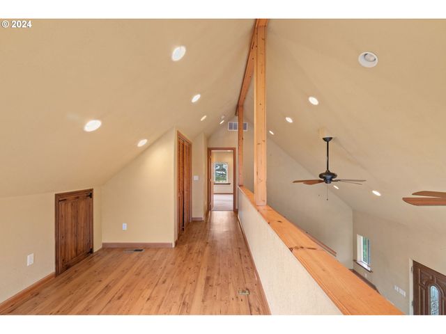 103 LADY BLUE Ln, Kalama, WA 98625