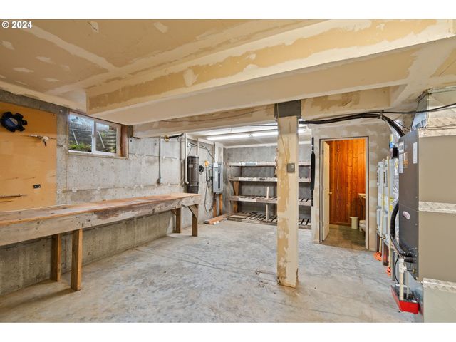 103 LADY BLUE Ln, Kalama, WA 98625