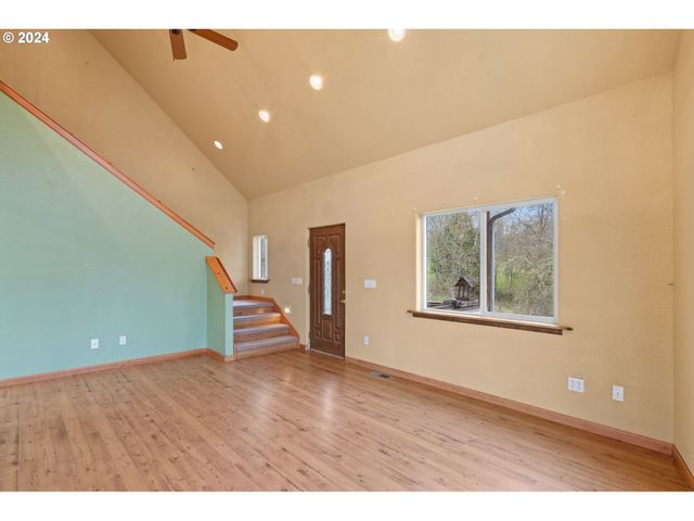 103 LADY BLUE Ln, Kalama, WA 98625