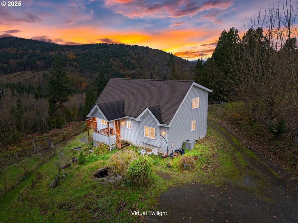 103 LADY BLUE Ln, Kalama, WA 98625