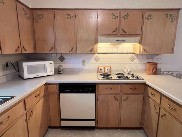 910 Damron Creek Road, Russell Springs, KY 42642