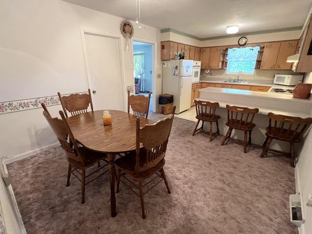 910 Damron Creek Road, Russell Springs, KY 42642