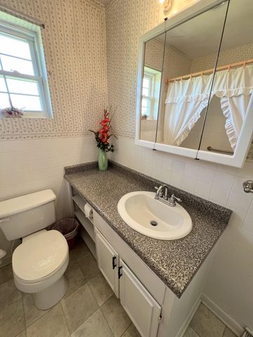 910 Damron Creek Road, Russell Springs, KY 42642