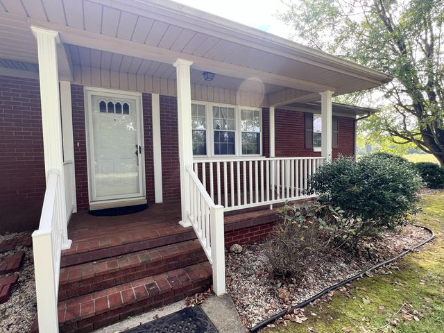 910 Damron Creek Road, Russell Springs, KY 42642