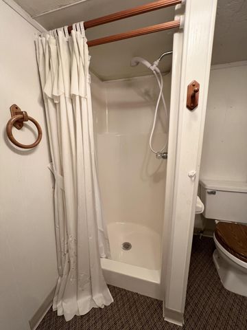 910 Damron Creek Road, Russell Springs, KY 42642