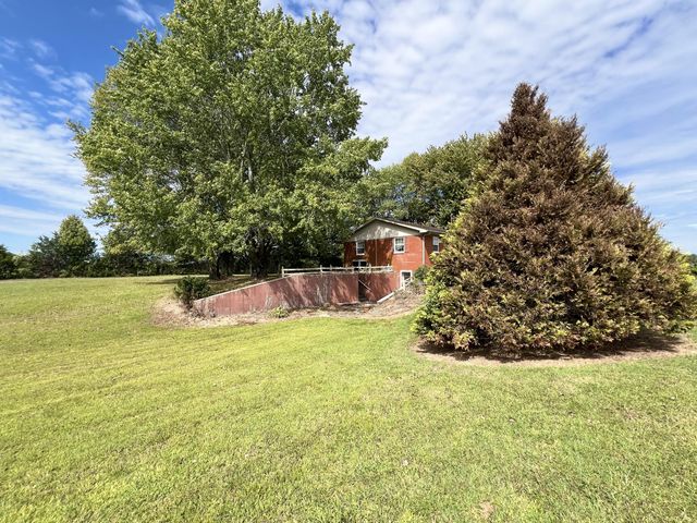 910 Damron Creek Road, Russell Springs, KY 42642