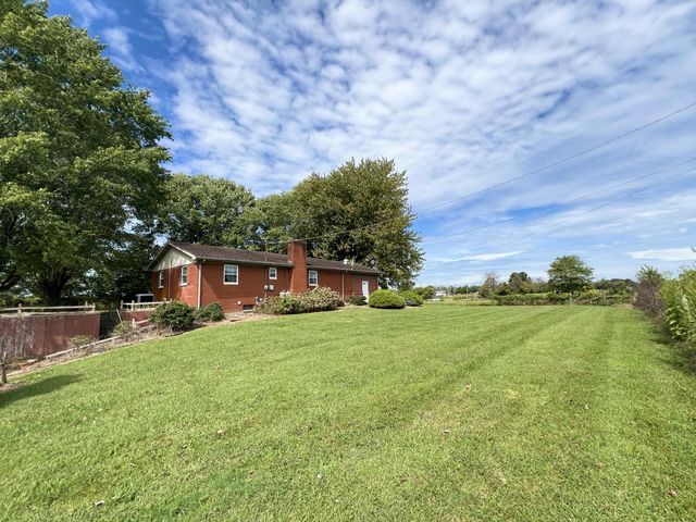 910 Damron Creek Road, Russell Springs, KY 42642