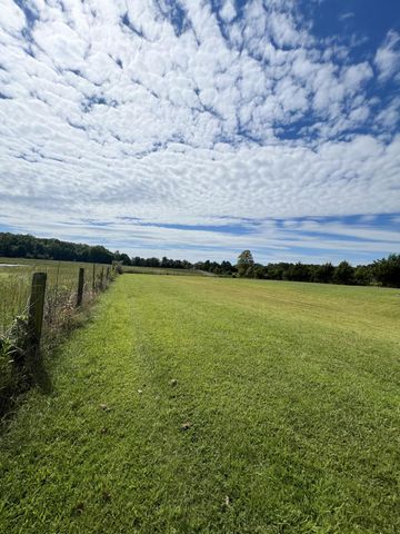 910 Damron Creek Road, Russell Springs, KY 42642