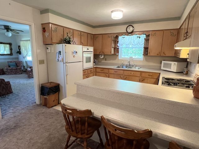 910 Damron Creek Road, Russell Springs, KY 42642