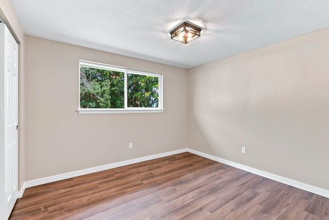 41917 N Sherman Rd, Deer Park, WA 99006