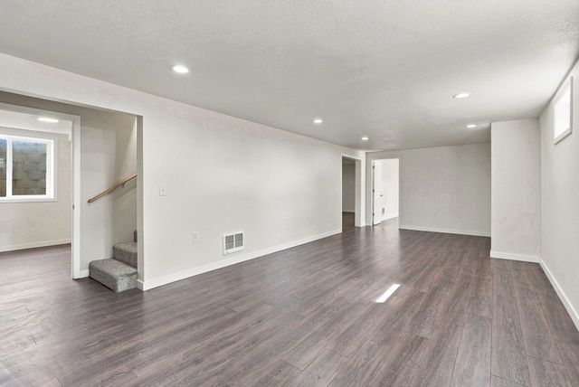41917 N Sherman Rd, Deer Park, WA 99006