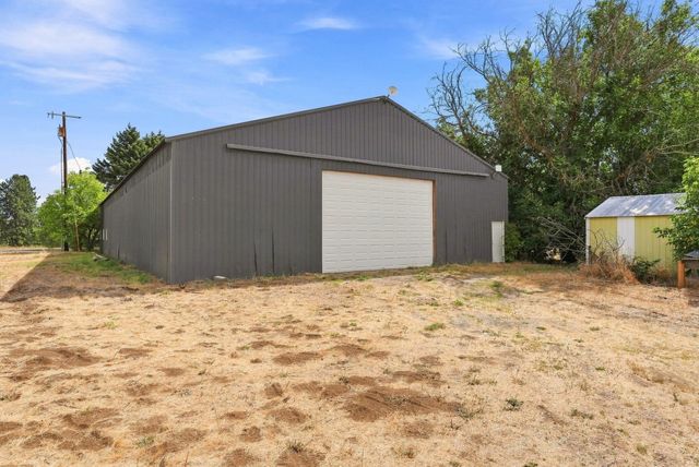 41917 N Sherman Rd, Deer Park, WA 99006