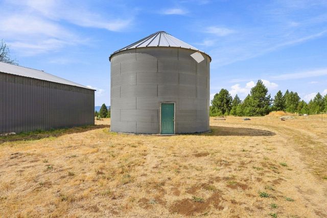 41917 N Sherman Rd, Deer Park, WA 99006